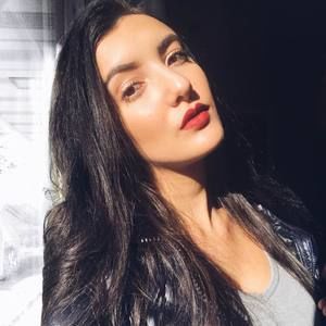 Meet your Posher, Ariel